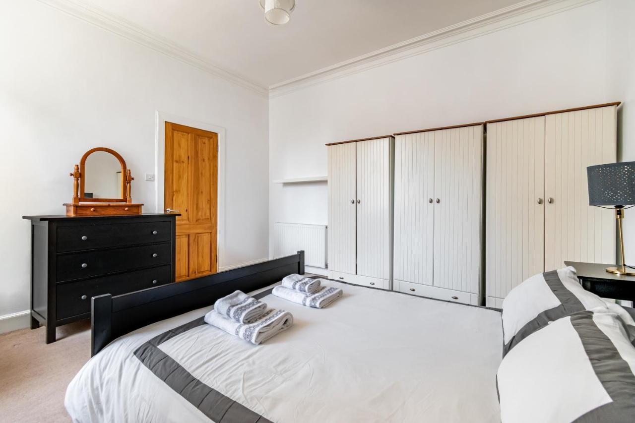 Amazing Apartments - Dalgety St - Near Holyrood Эдинбург Экстерьер фото