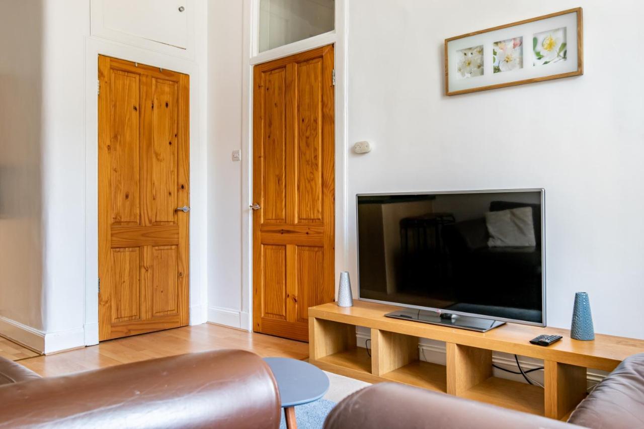 Amazing Apartments - Dalgety St - Near Holyrood Эдинбург Экстерьер фото