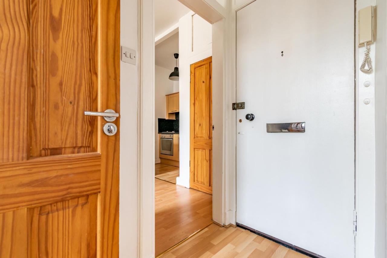 Amazing Apartments - Dalgety St - Near Holyrood Эдинбург Экстерьер фото